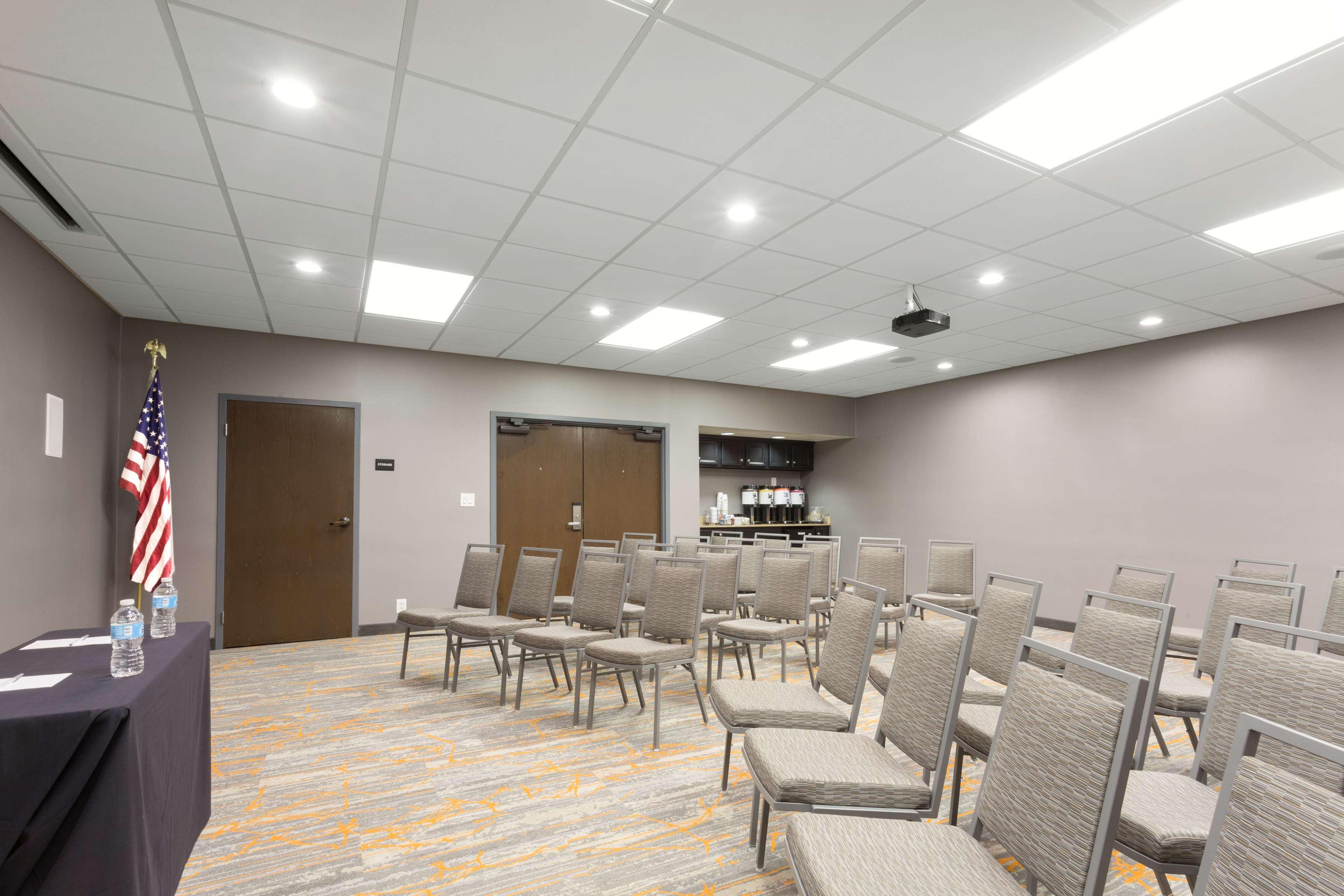 Hampton Inn Pittsburgh/West Mifflin Bagian luar foto