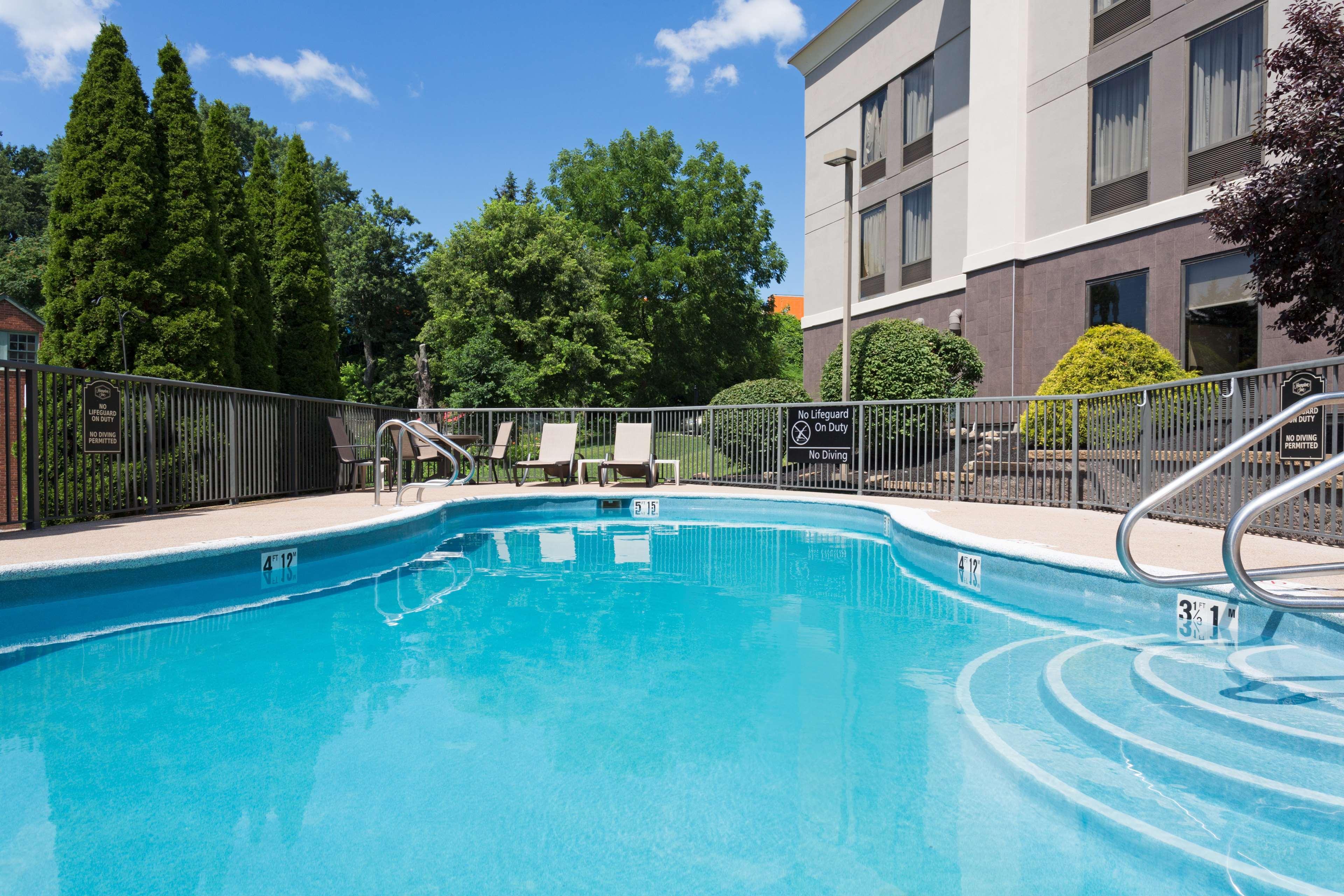 Hampton Inn Pittsburgh/West Mifflin Bagian luar foto
