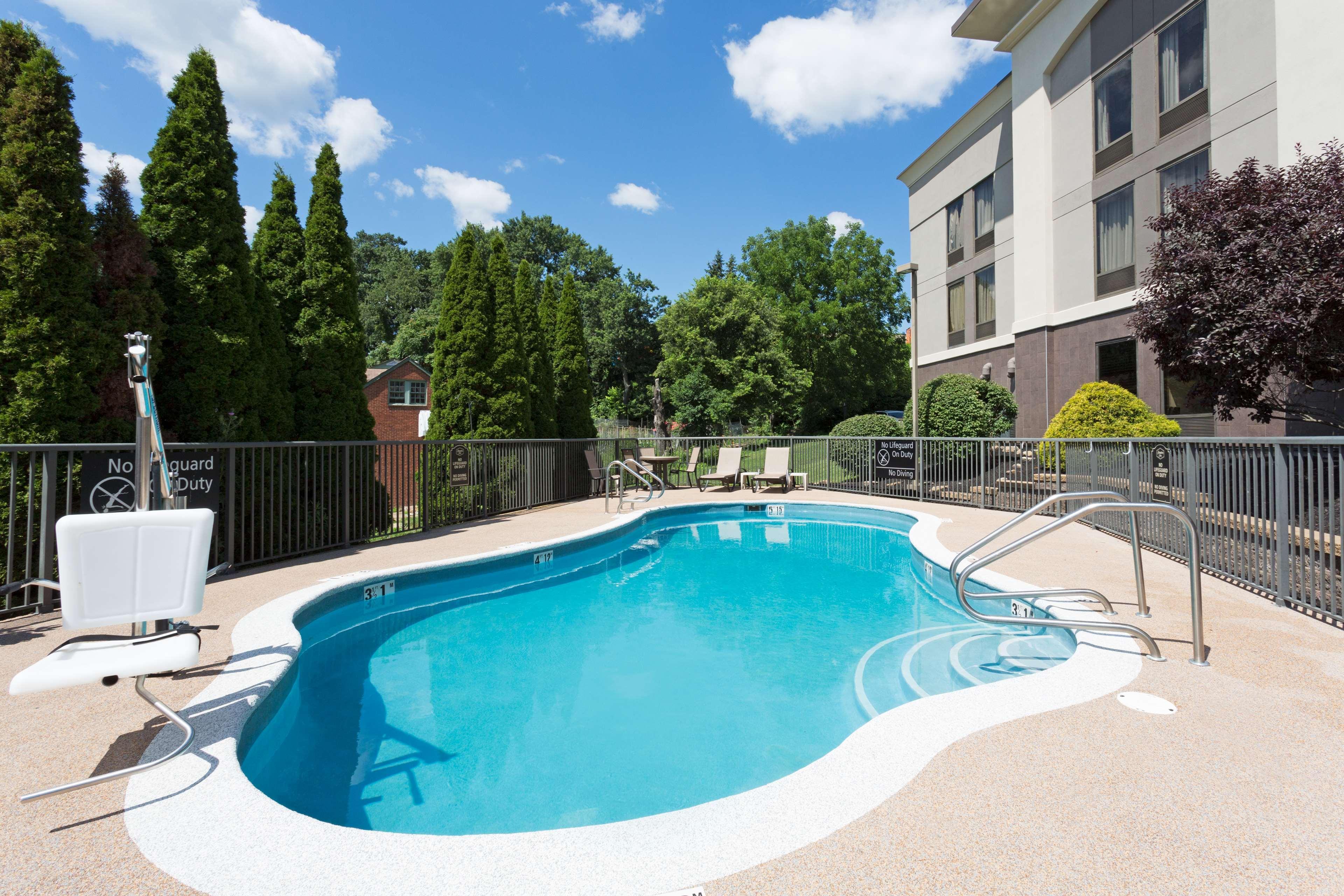 Hampton Inn Pittsburgh/West Mifflin Bagian luar foto