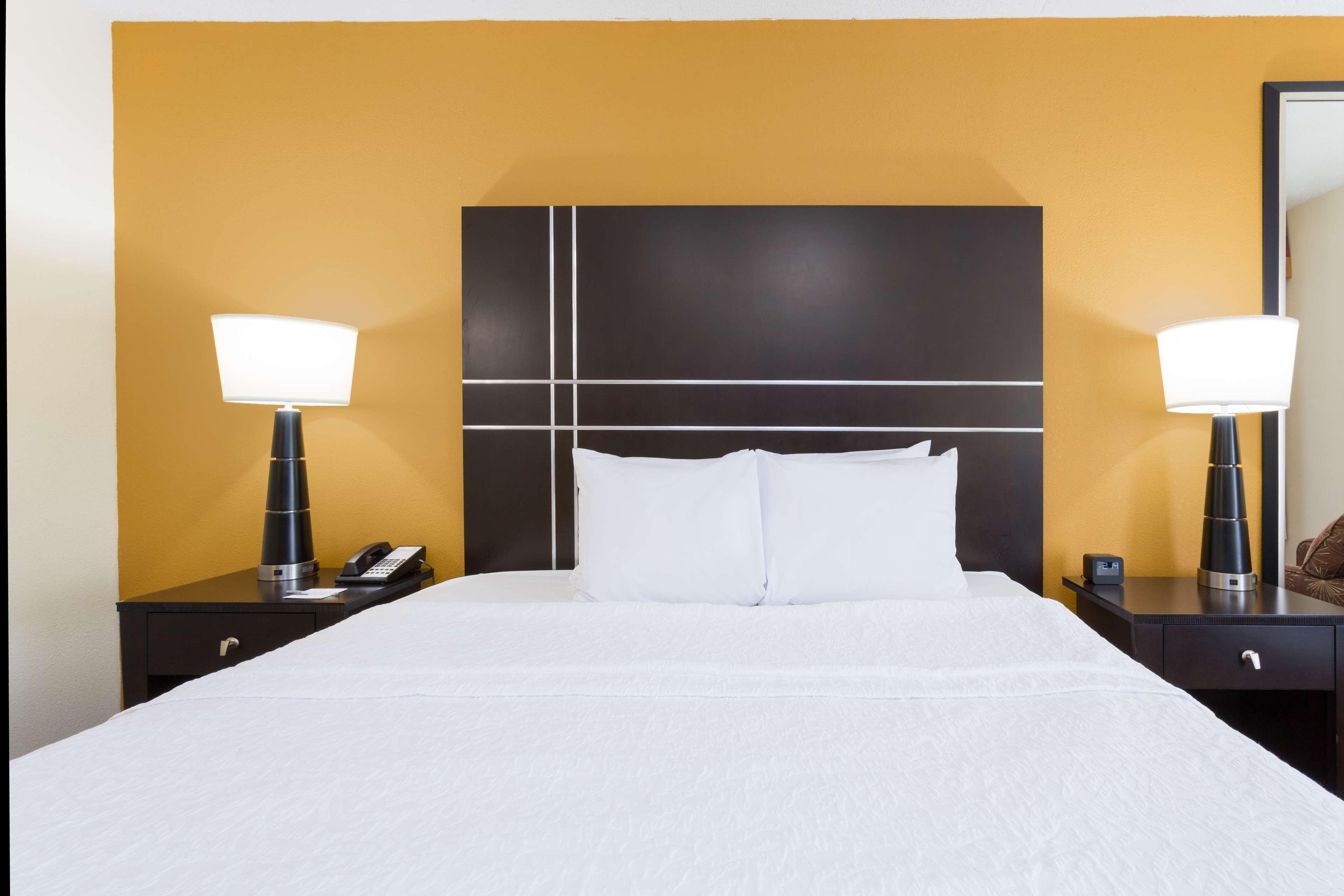 Hampton Inn Pittsburgh/West Mifflin Bagian luar foto