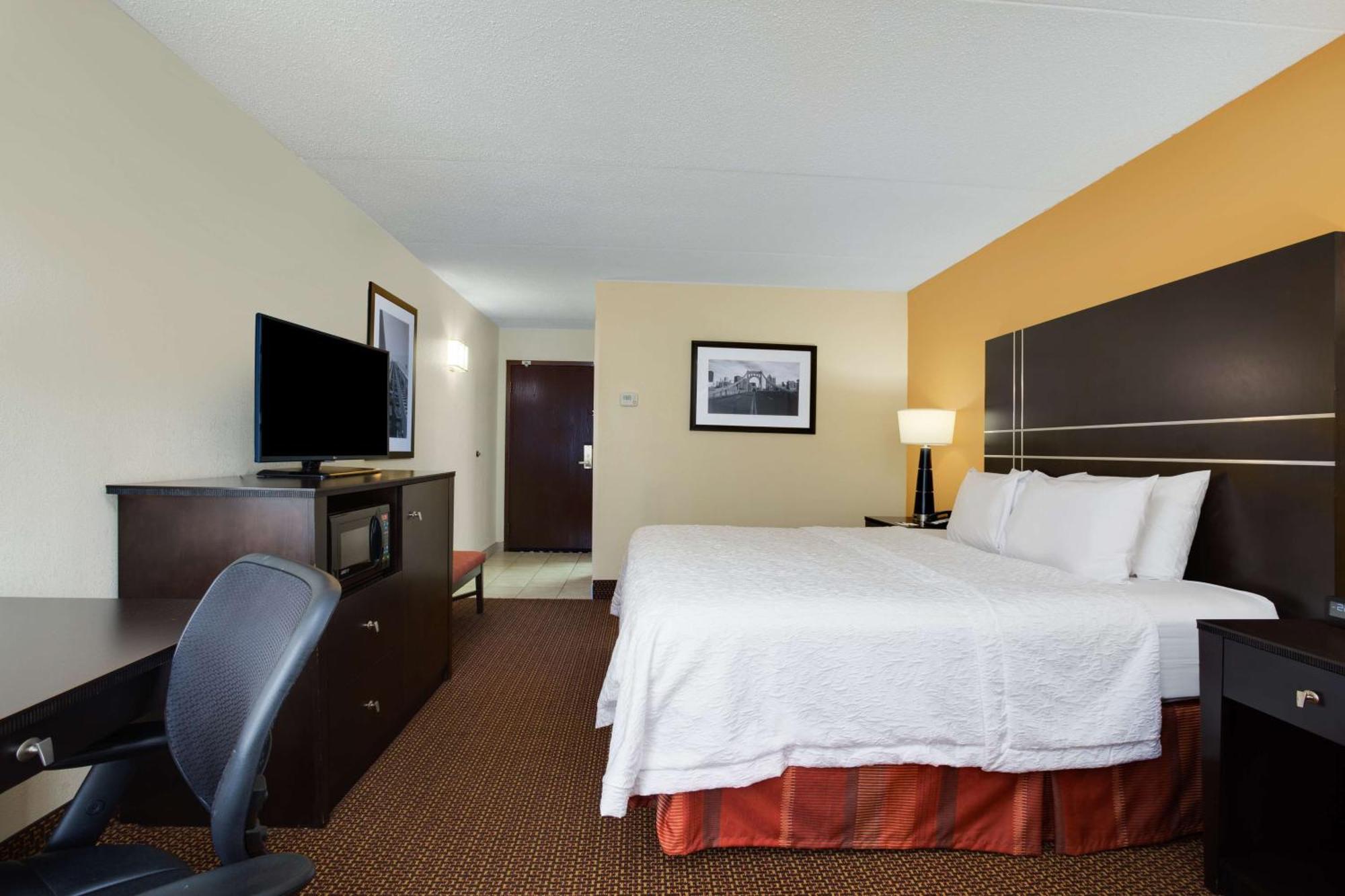 Hampton Inn Pittsburgh/West Mifflin Bagian luar foto