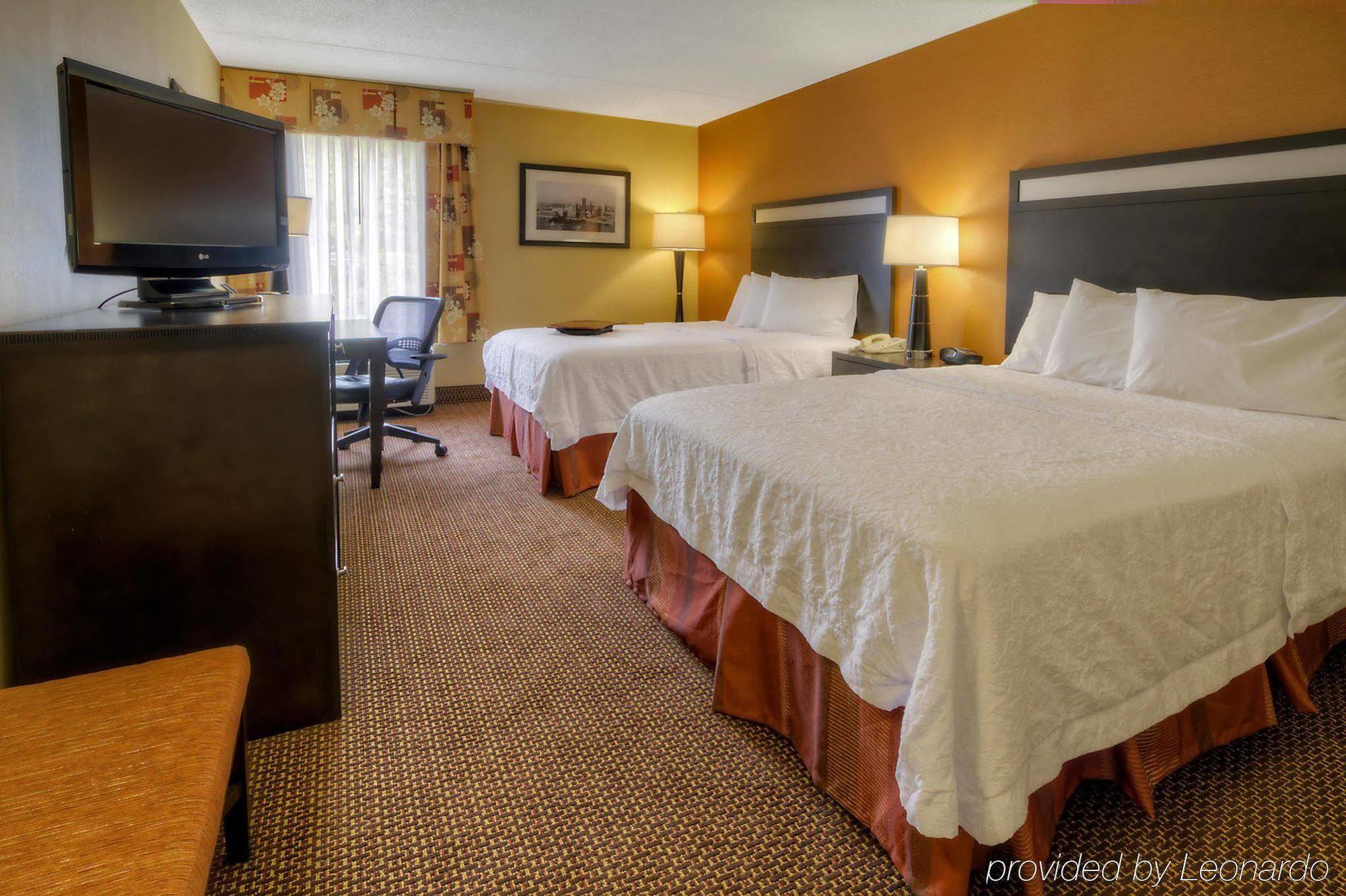 Hampton Inn Pittsburgh/West Mifflin Bagian luar foto